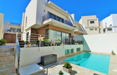 Villa - Resale - Villamartín - Villamartín