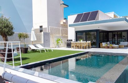 Villa - Reventa - San Miguel de Salinas - San Miguel de Salinas