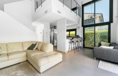 Villa - Reventa - Villamartín - Los Dolses