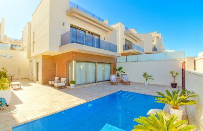 Villa - Reventa - Villamartín - Villamartín