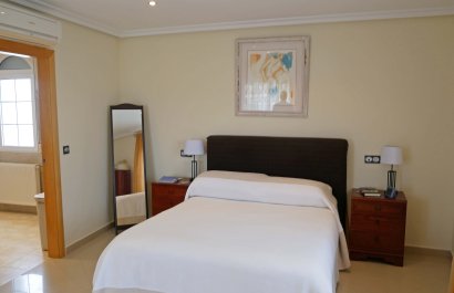 Resale - Villa - Torrevieia - El Chaparral