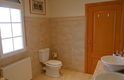 Resale - Villa - Torrevieia - El Chaparral