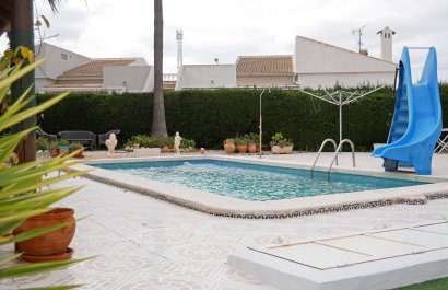 Resale - Villa - Torrevieia - El Chaparral