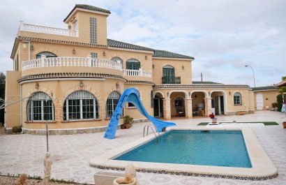 Resale - Villa - Torrevieia - El Chaparral