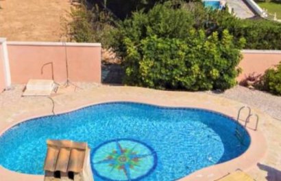 Resale - Villa - Torrevieia - Torrevieja
