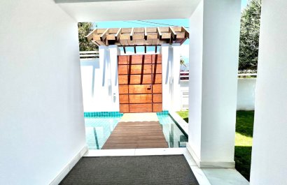 Resale - Villa - Marbella - Nueva Andalucía