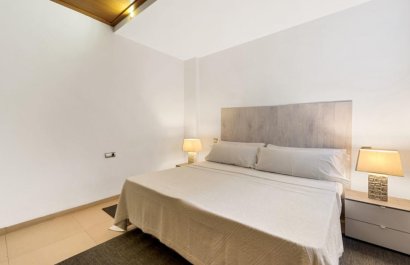 Resale - Commercial - Marbella - Nueva Andalucía