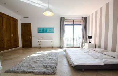 Resale - Apartment / flat - Marbella - La Mairena