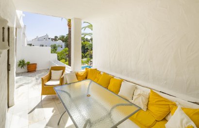 Resale - Apartment / flat - Marbella - Puerto Banús