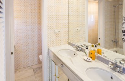 Resale - Apartment / flat - Marbella - Puerto Banús