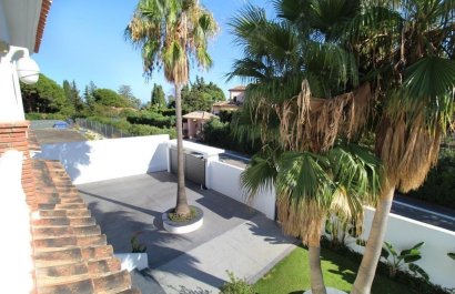 Resale - Villa - Marbella - Nueva Andalucía