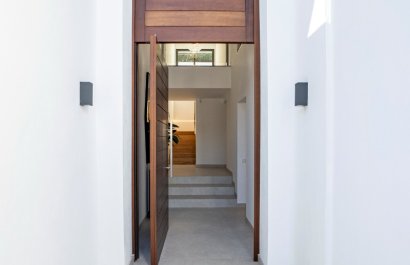 Resale - Villa - Marbella - Nueva Andalucía