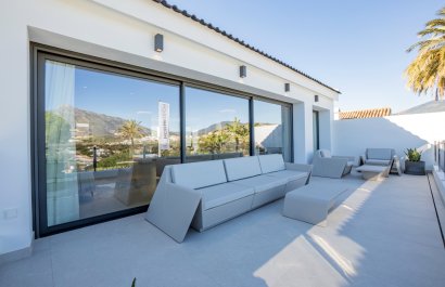 Resale - Villa - Marbella - Nueva Andalucía