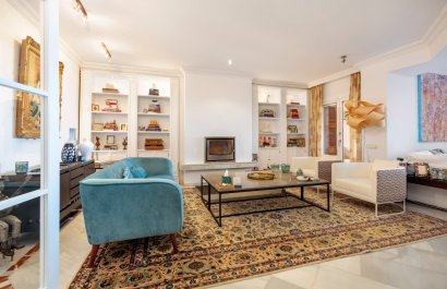 Resale - Apartment / flat - Marbella - Nueva Andalucía