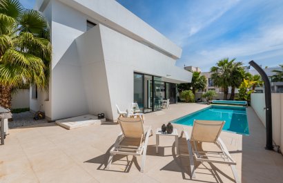 Resale - Villa - Ciudad Quesada