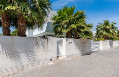 Resale - Villa - Ciudad Quesada