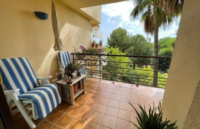 Resale - Apartment / flat - Benahavís - Los Arqueros