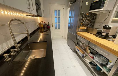 Resale - Apartment / flat - Benahavís - Los Arqueros