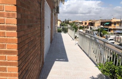 Resale - Villa - Los Alcázares - Punta Calera