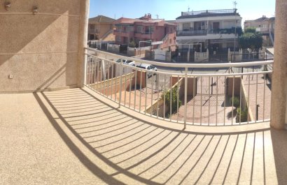 Reventa - Apartamento / piso - Los Alcázares