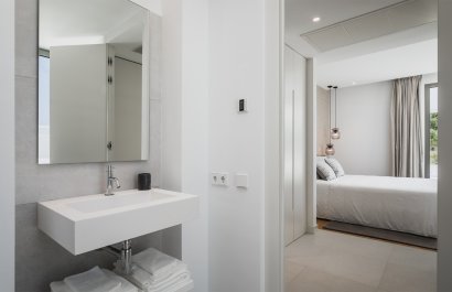 Resale - Villa - Estepoa - El Paraíso