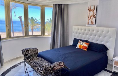 Resale - Apartment / flat - Marbella - Puerto Banús