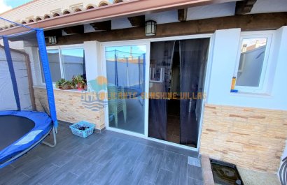 Resale - Townhouse / Duplex / Corner - Salinas