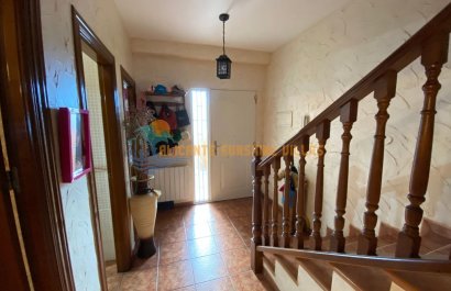 Resale - Townhouse / Duplex / Corner - Salinas