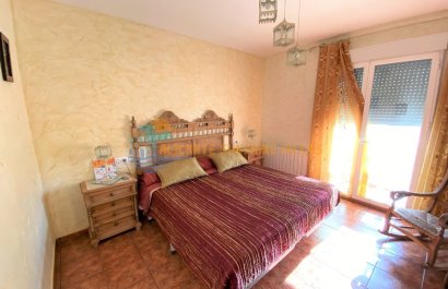 Resale - Townhouse / Duplex / Corner - Salinas