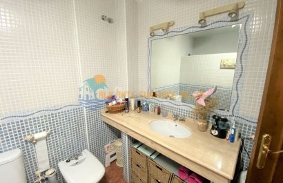 Resale - Townhouse / Duplex / Corner - Salinas