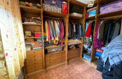 Resale - Townhouse / Duplex / Corner - Salinas