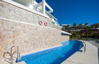 Resale - Apartment / flat - Marbella - Nueva Andalucía