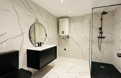 Resale - Apartment / flat - Marbella - Puerto Banús