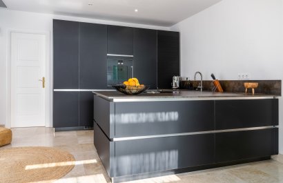 Resale - Villa - Marbella - Los Monteros