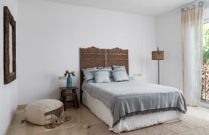 Resale - Villa - Marbella - Los Monteros