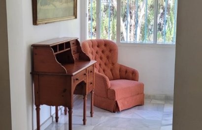 Resale - Villa - Marbella - Las Chapas