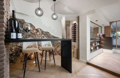 Resale - Townhouse / Duplex / Corner - Marbella - Golden Mile