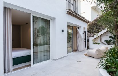 Resale - Townhouse / Duplex / Corner - Marbella - Golden Mile