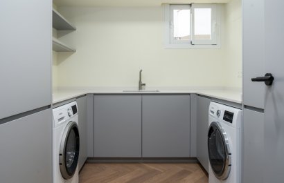 Resale - Townhouse / Duplex / Corner - Marbella - Golden Mile