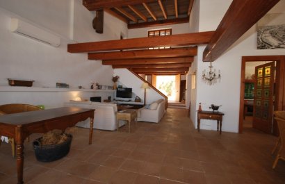 Resale - Villa - Moraira - Benimeit