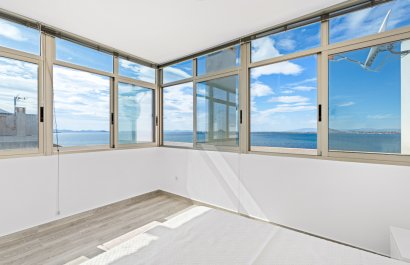 Resale - Apartment / flat - La Manga del Mar Menor