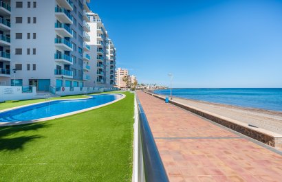 Resale - Apartment / flat - La Manga del Mar Menor