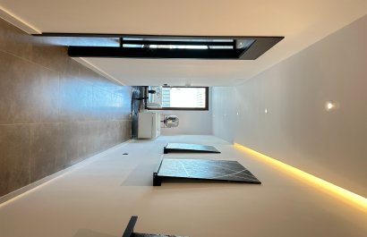 Resale - Apartment / flat - Marbella - Puerto Banús