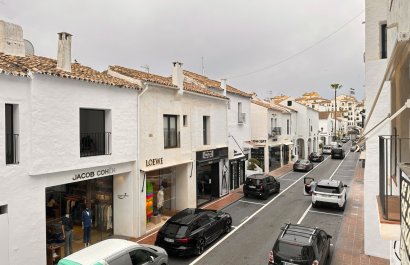 Resale - Apartment / flat - Marbella - Puerto Banús