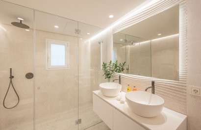 Resale - Apartment / flat - Marbella - Golden Mile