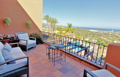 Resale - Apartment / flat - Marbella - Nueva Andalucía