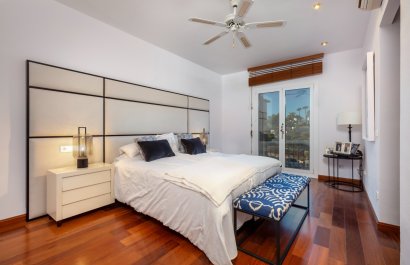 Resale - Apartment / flat - Marbella - Nueva Andalucía