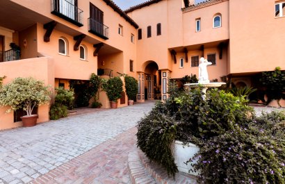 Resale - Apartment / flat - Marbella - Nueva Andalucía