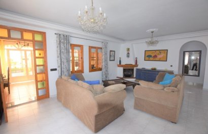 Resale - Villa - Ciudad Quesada - Pueblo Bravo