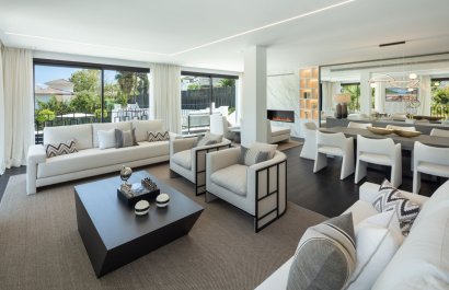 Resale - Villa - Marbella - Nueva Andalucía